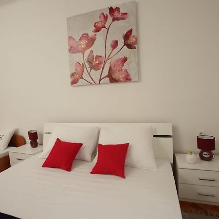 Apartman Toni Сплит Екстериор снимка