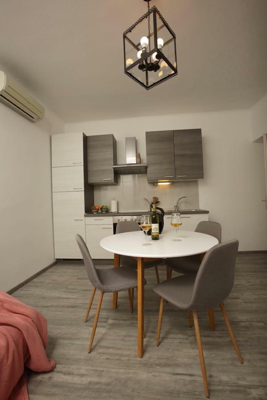 Apartman Toni Сплит Екстериор снимка